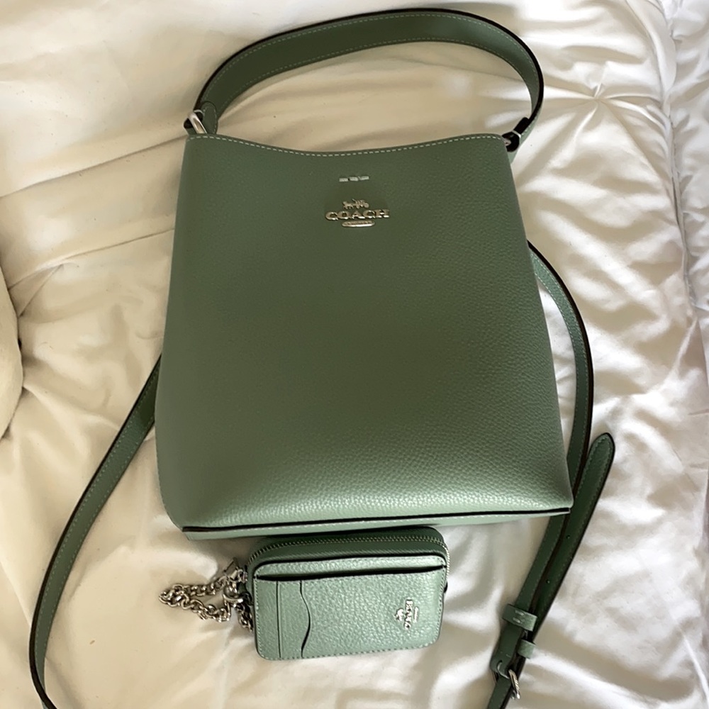 Coach purse and wallet